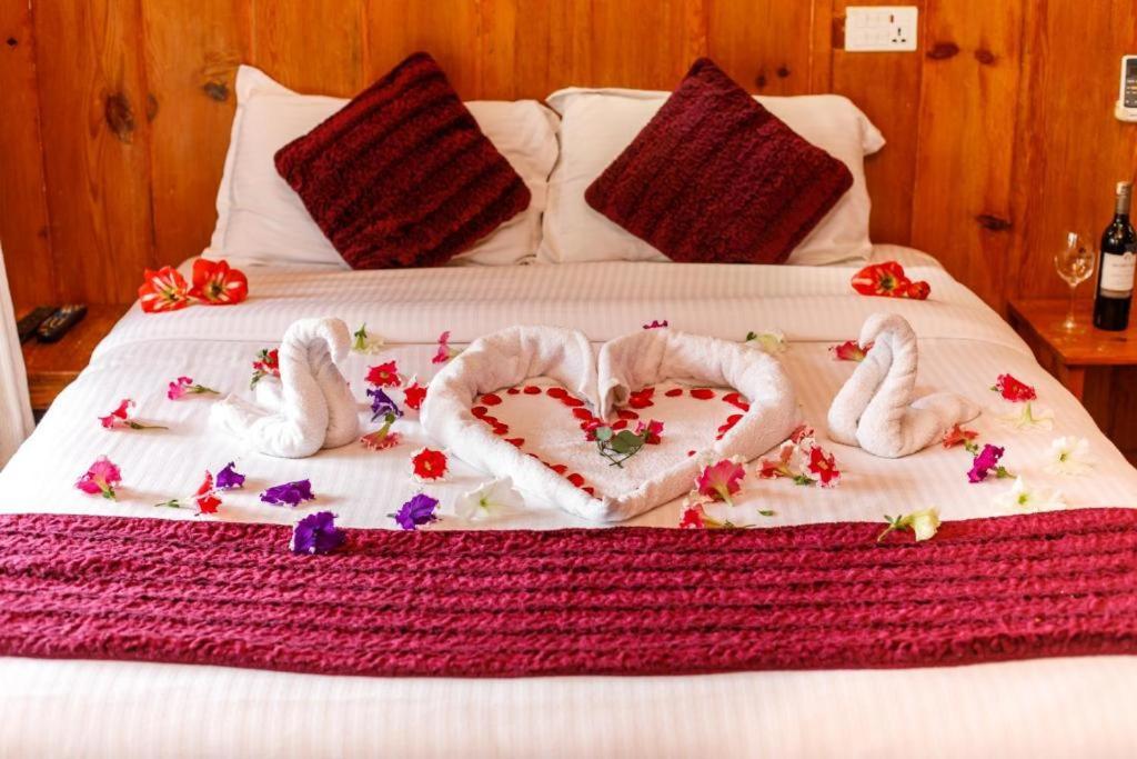 The Lakeside Retreat By Ime Hospitality Pvt Ltd Pokhara Bagian luar foto